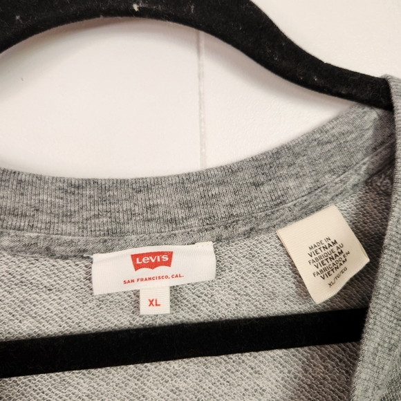 Levis Relaxed Fit Logo Crew Pullover Sweatshirt Womens Size XL Gray Red Casual - Picture 5 of 7